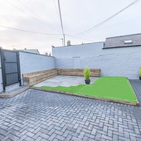 Bright, Fresh, Renovated 3 Bedroom Apartment In The Heart Of Montrose Angus Εξωτερικό φωτογραφία